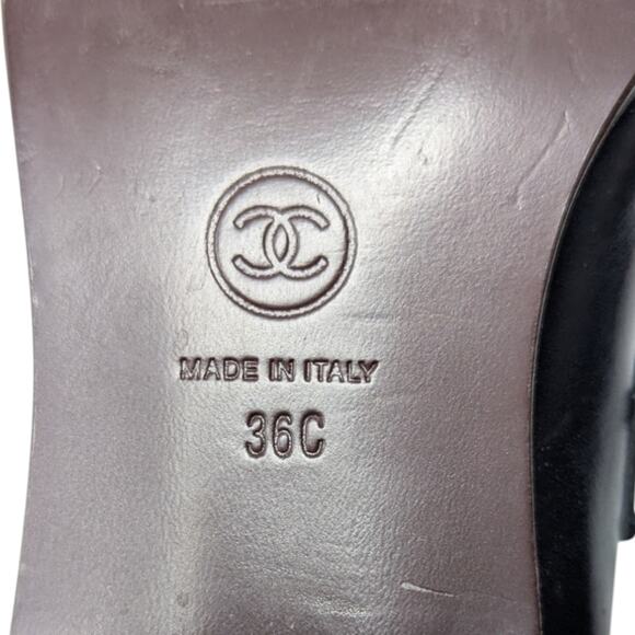 Chanel pointed toe loafers black leather chunky heel interlocking CC logo 36C - Picture 10 of 14